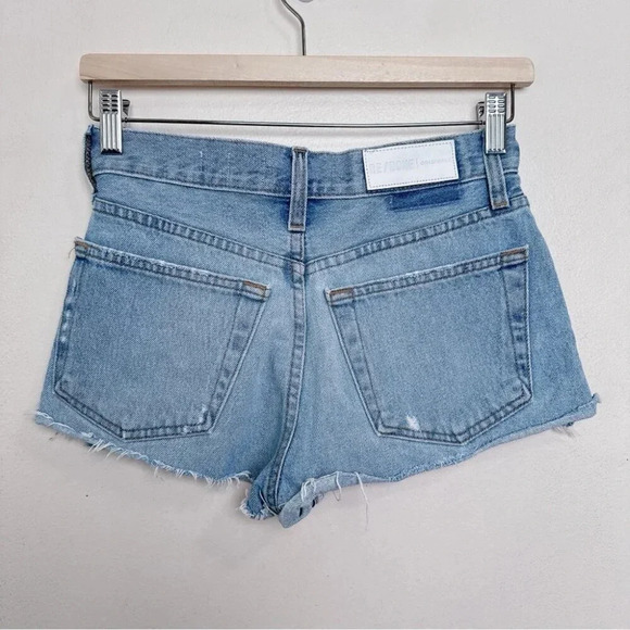 Re/done Womens 24 Original Cut Off Jeans Short In Dirty Destroy - Picture 11 of 11